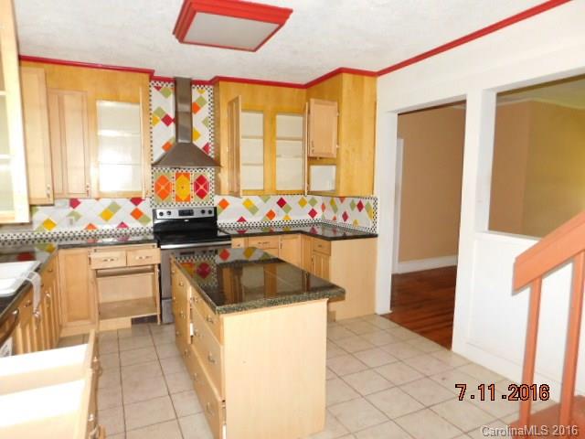 1379 Coffeytown Road Lincolnton, NC 28092 - Photo 5 of 22 Gallery Image 5