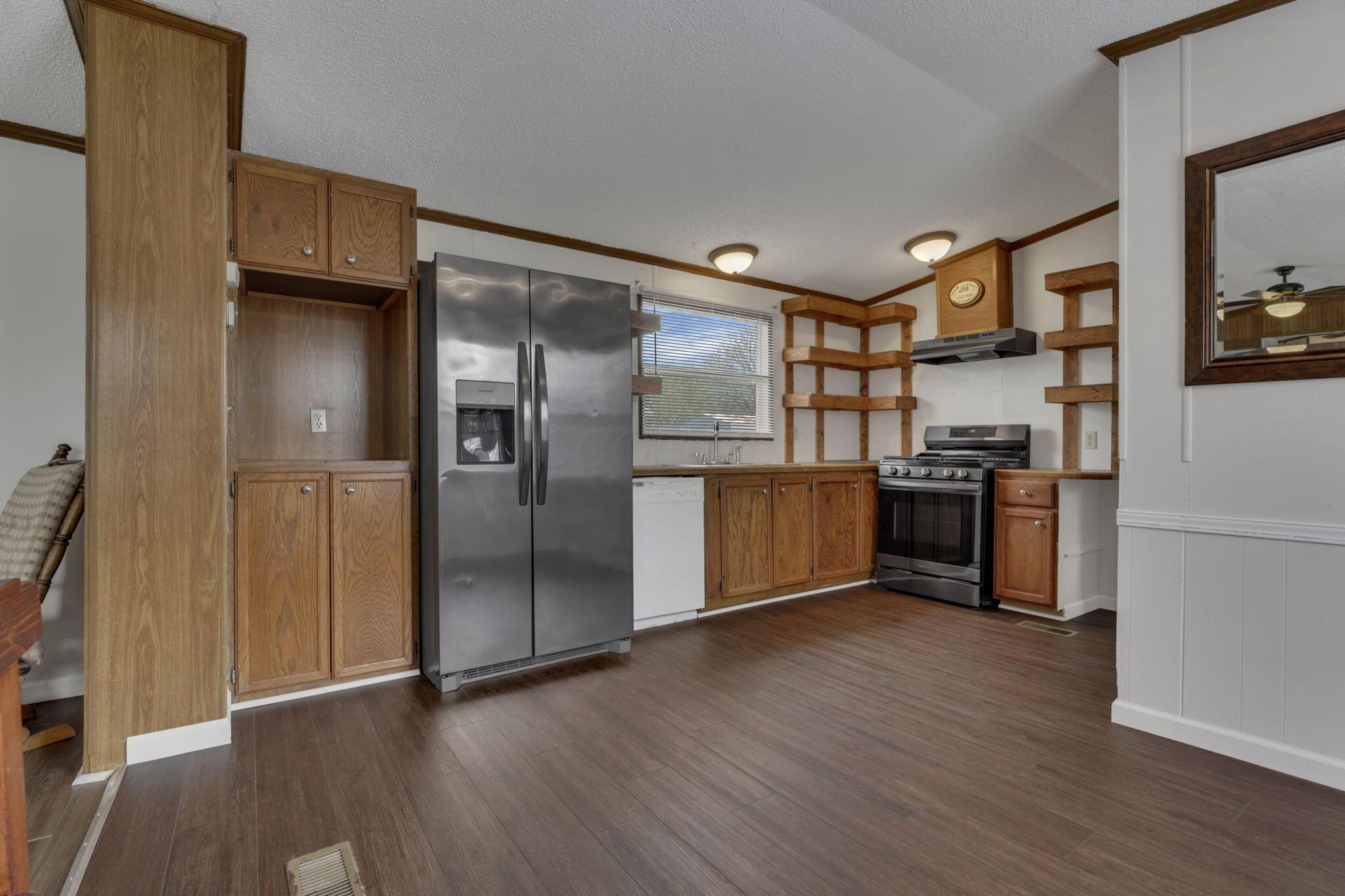 1330 Hanover Road, Unit 203 Delaware, OH 43015 - Photo 17 of 38 17-web-or-mls-IMG_3579