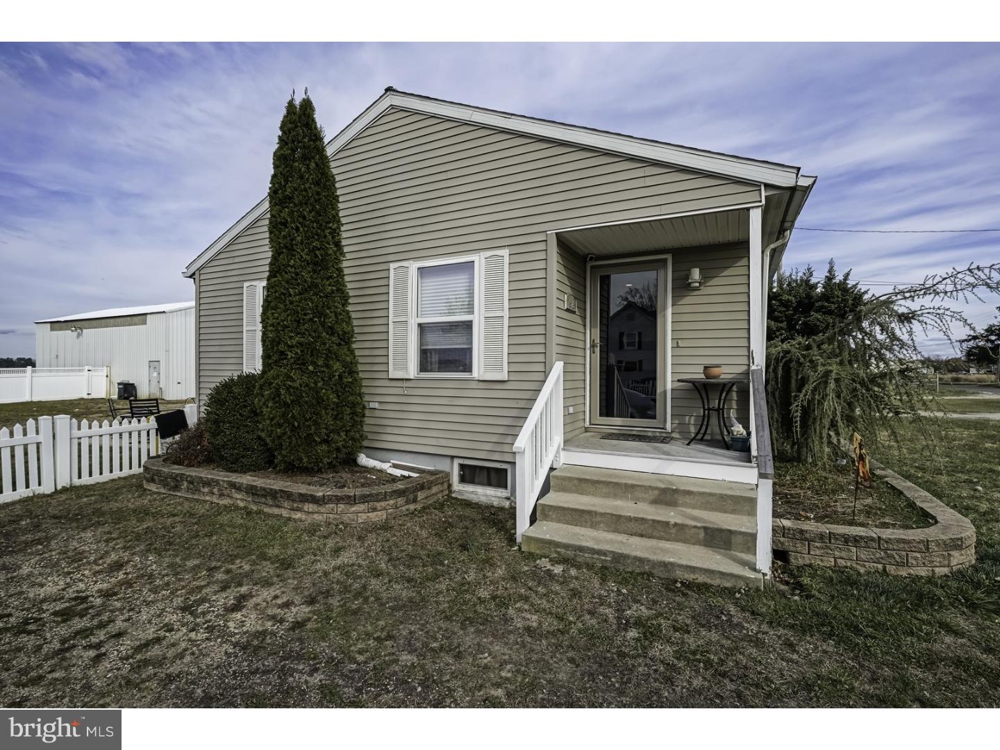 573 Spring Road Hammonton, NJ 08037 - Photo 1 of 25 Exterior Side