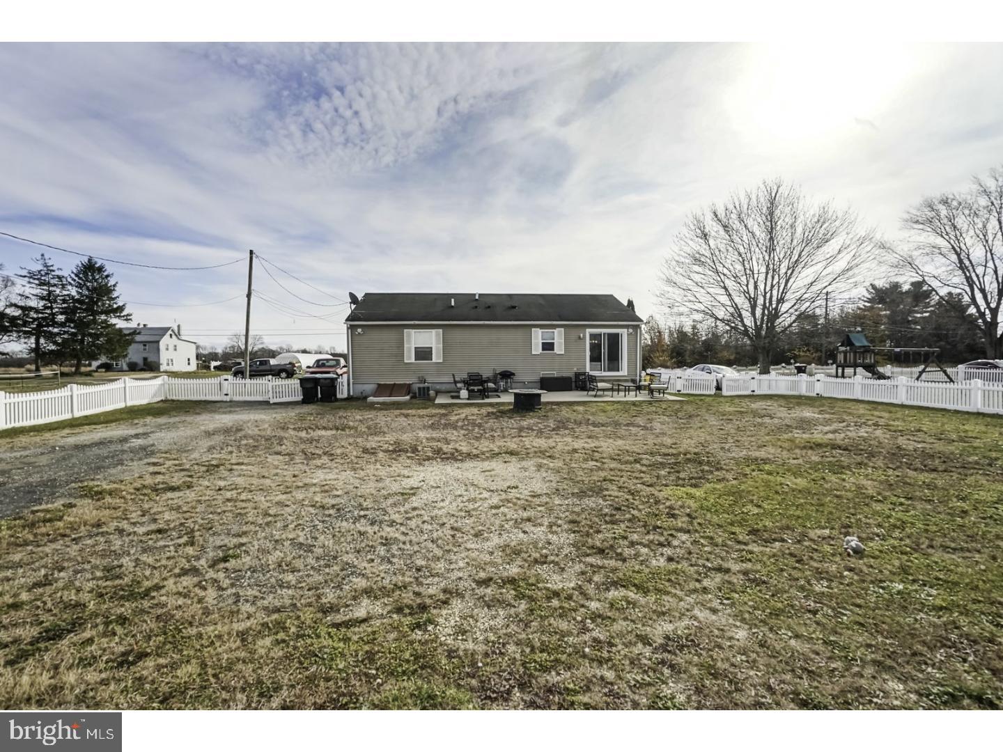 573 Spring Road Hammonton, NJ 08037 - Photo 7 of 25 Exterior Back