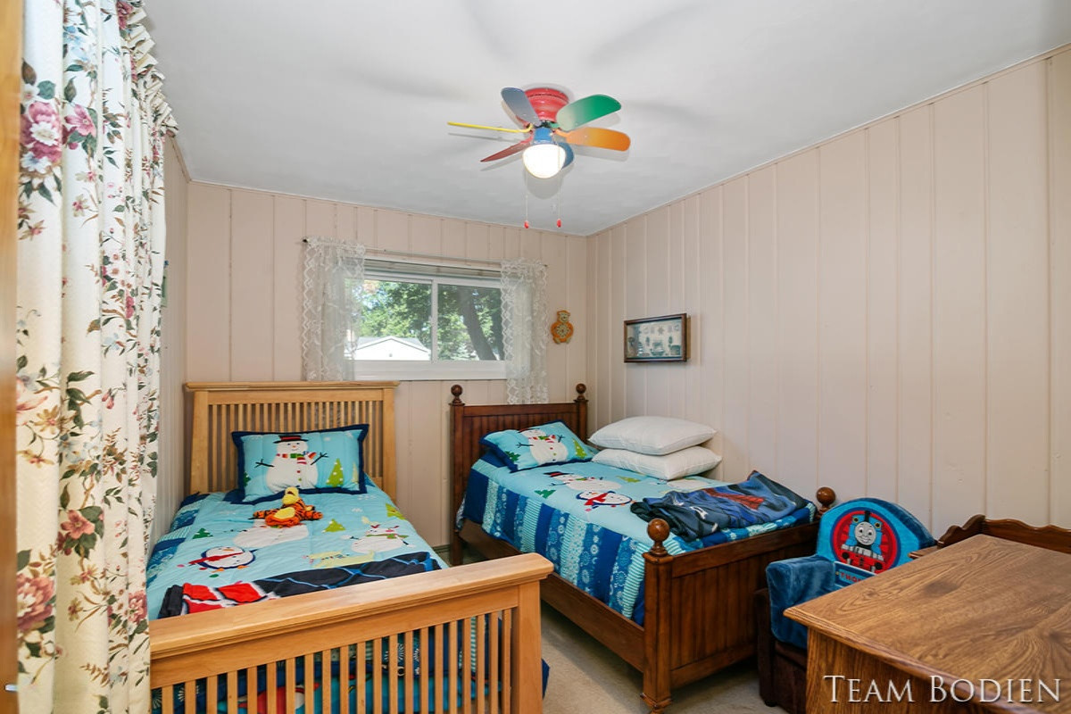 7510 Yorktown Road Lansing, MI 48917 - Photo 10 of 21 IMG_1010