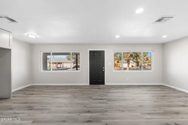 $479,999 | 638 Ave H-12, Lancaster, CA 93534