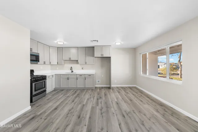 $479,999 | 638 Ave H-12, Lancaster, CA 93534