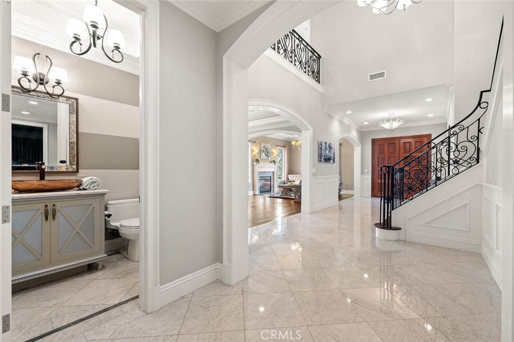 312 Santa Cruz Road Arcadia, CA 91007 - Photo 14 of 74