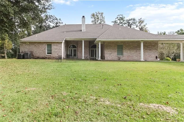 $789,000 | 5450 Barataria Boulevard, Marrero, LA 70072