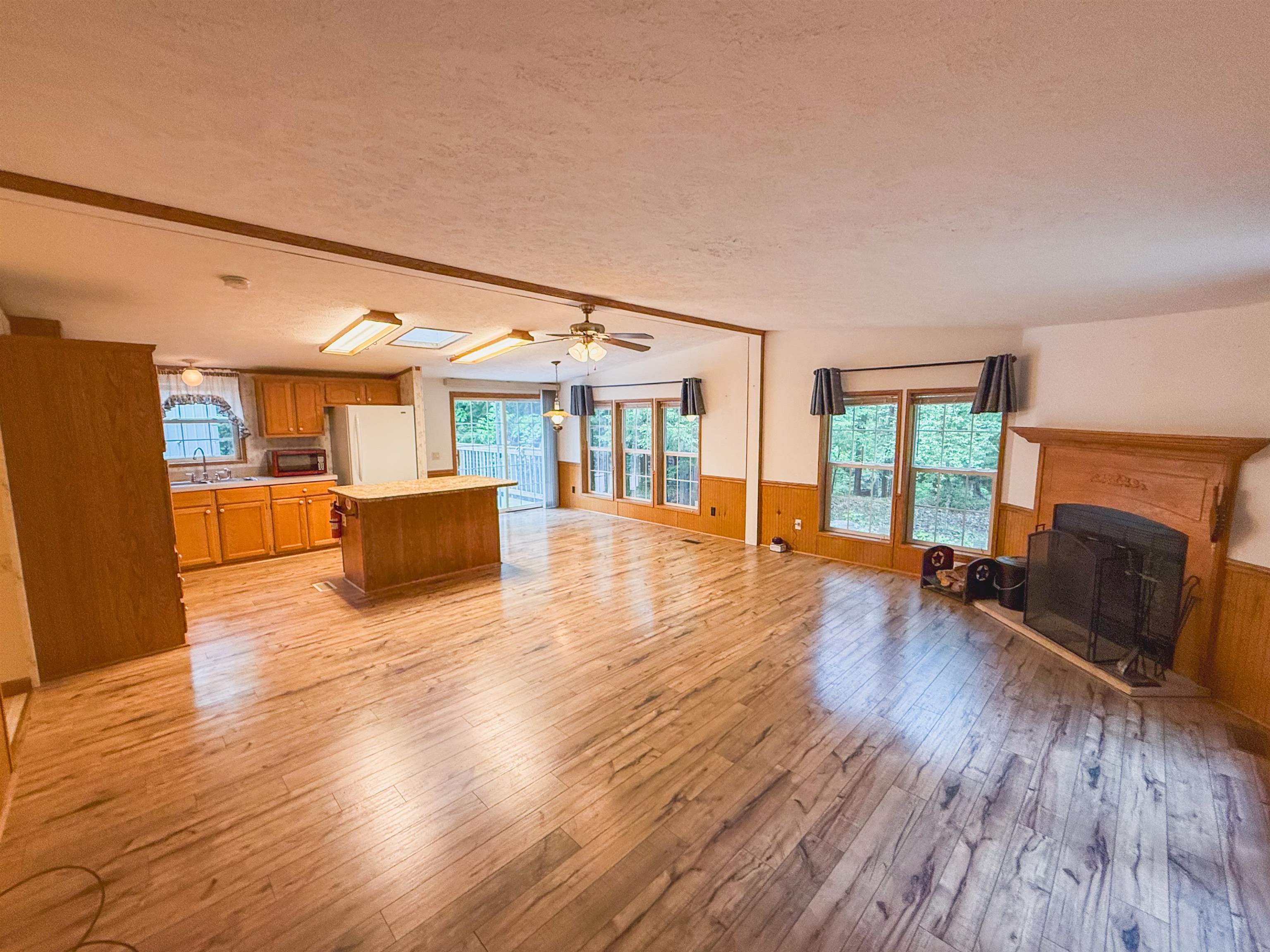 12323 Leo's Road Suring, WI 54174 - Photo 14 of 30