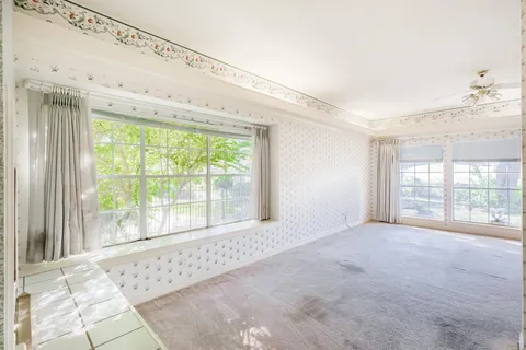 $350,000 | 2015 Woodland Drive, Richmond, TX 77406