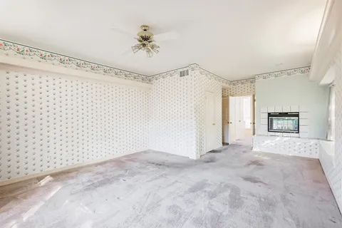 $350,000 | 2015 Woodland Drive, Richmond, TX 77406