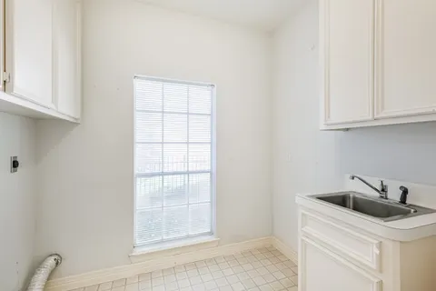 $350,000 | 2015 Woodland Drive, Richmond, TX 77406