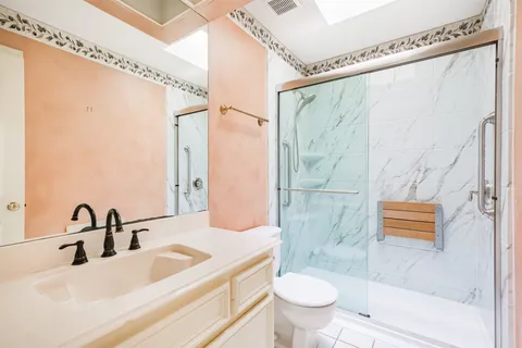 $350,000 | 2015 Woodland Drive, Richmond, TX 77406