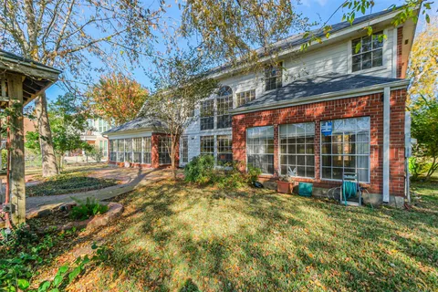 $350,000 | 2015 Woodland Drive, Richmond, TX 77406