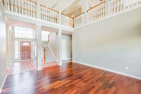 $350,000 | 2015 Woodland Drive, Richmond, TX 77406