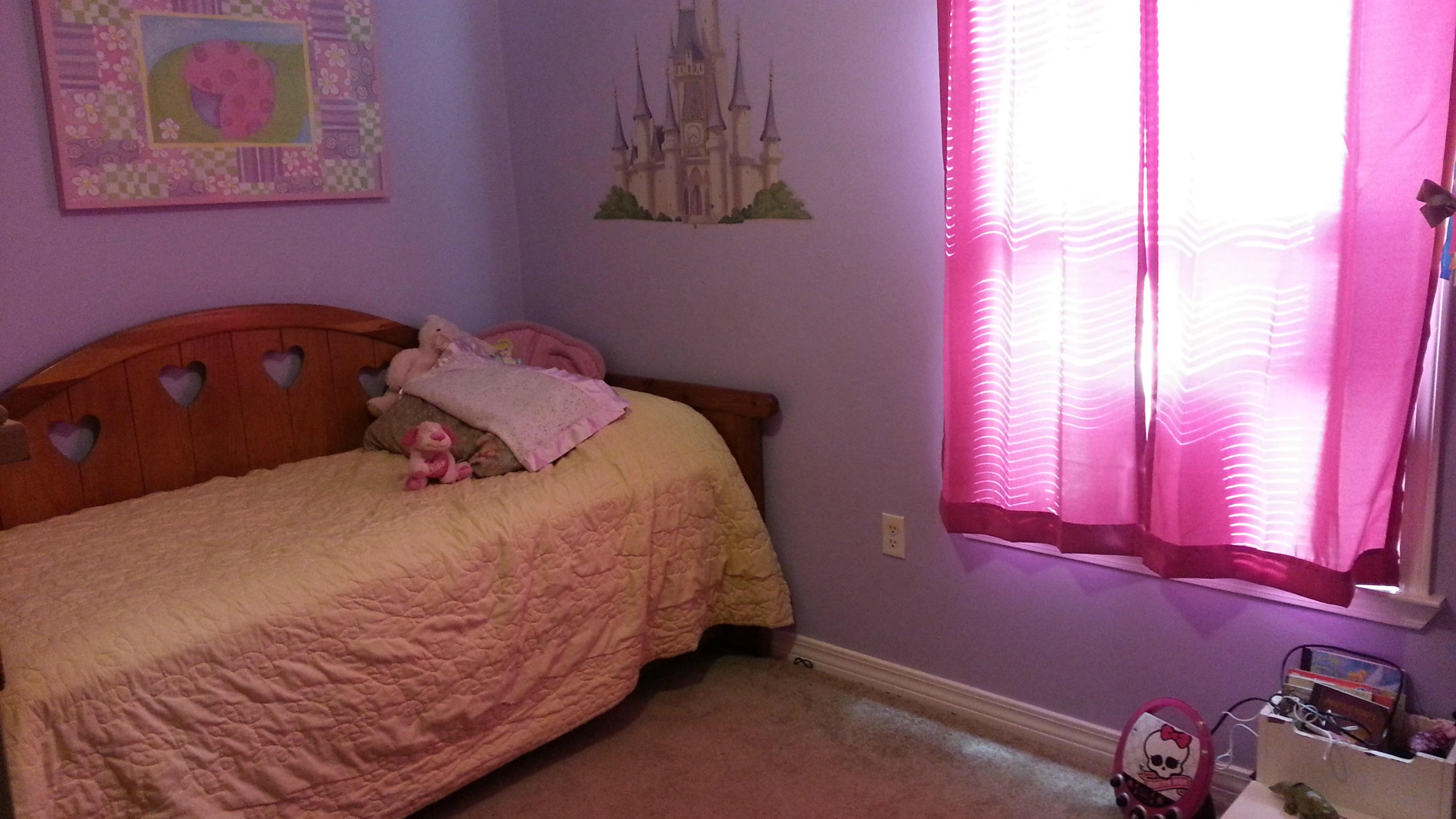 348 John King Road Crestview, FL 32539 - Photo 13 of 19 a bedroom with a bed and a window