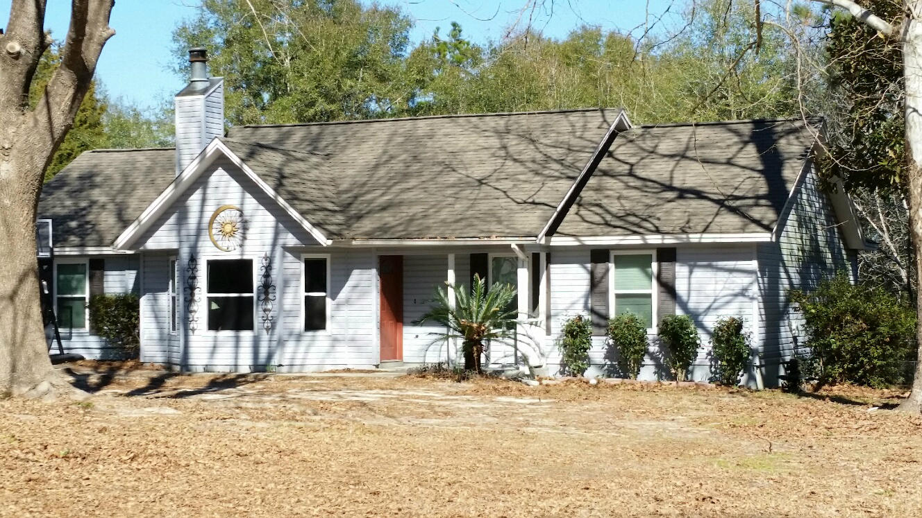 348 John King Road Crestview, FL 32539 - Photo 19 of 19 a view of a house with a outdoor space