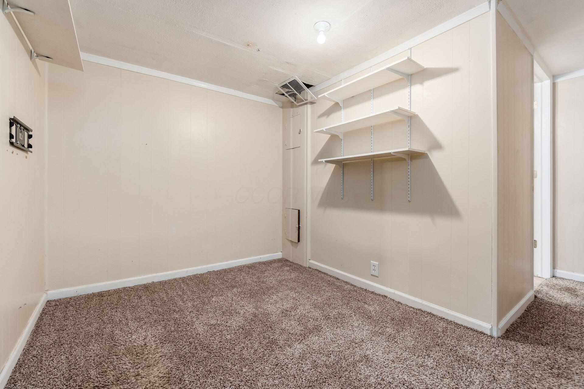 2203 Edgevale Road Columbus, OH 43221 - Photo 19 of 22 Basement Room #2