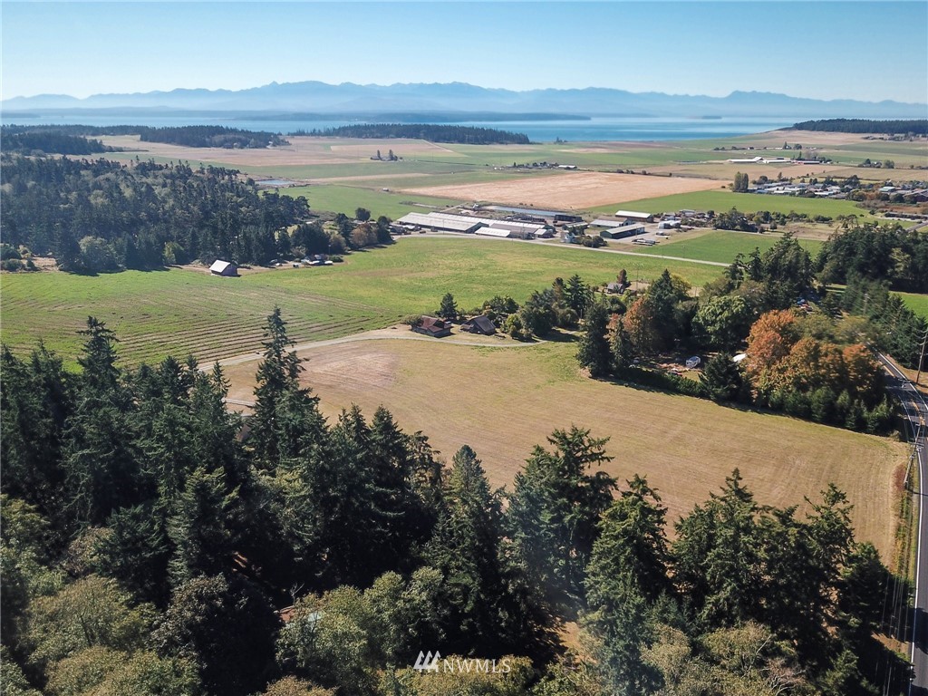 987 West Terry Road Coupeville, WA 98239 - Photo 2 of 31