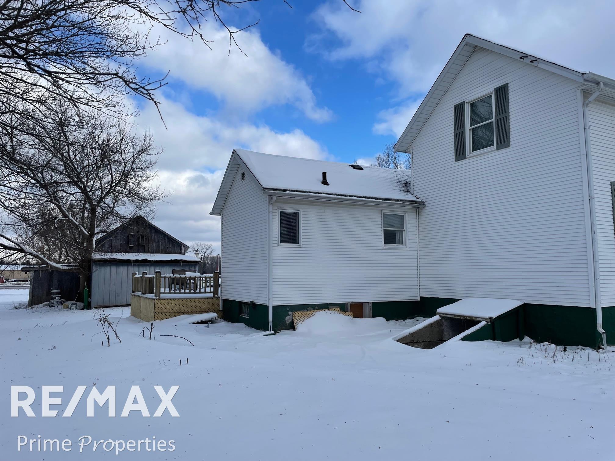 8234 Ellis Road Millington, MI 48746 - Photo 38 of 43 50131567-dee079da-5031-4b49-8ac8-45f3bc04da8a.JPG