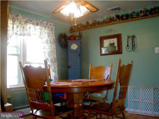 35 Old Willows Road Coatesville, PA 19320 - Photo 2 of 6