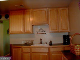 35 Old Willows Road Coatesville, PA 19320 - Photo 4 of 6