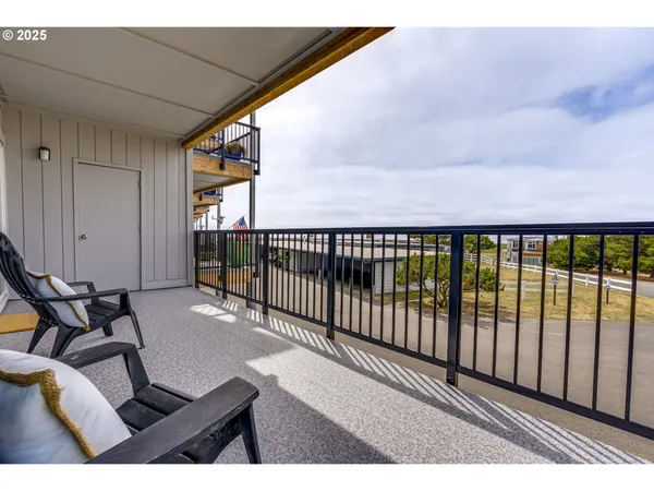 $485,000 | 1238 North Marion Avenue, Unit 467, Gearhart, OR 97138