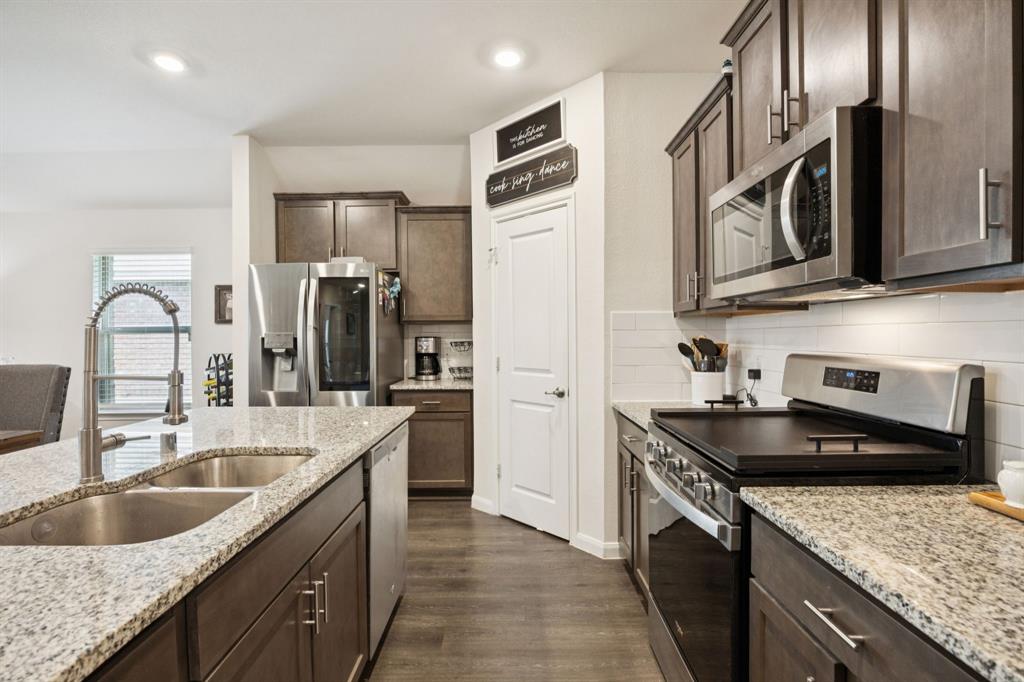 405 Spur Ridge Princeton, TX 75407 - Photo 6 of 26