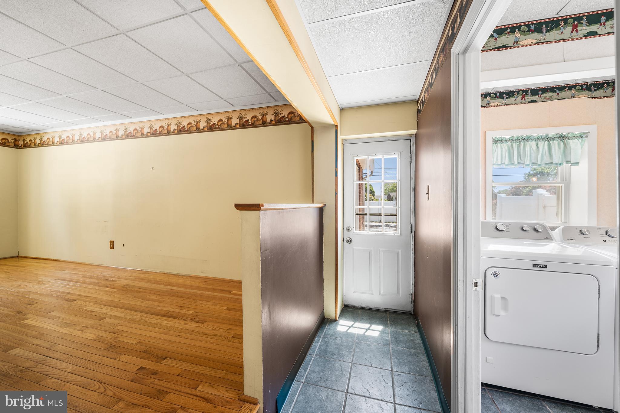649 Andrew Road Springfield, PA 19064 - Photo 13 of 39 Rear Entrance