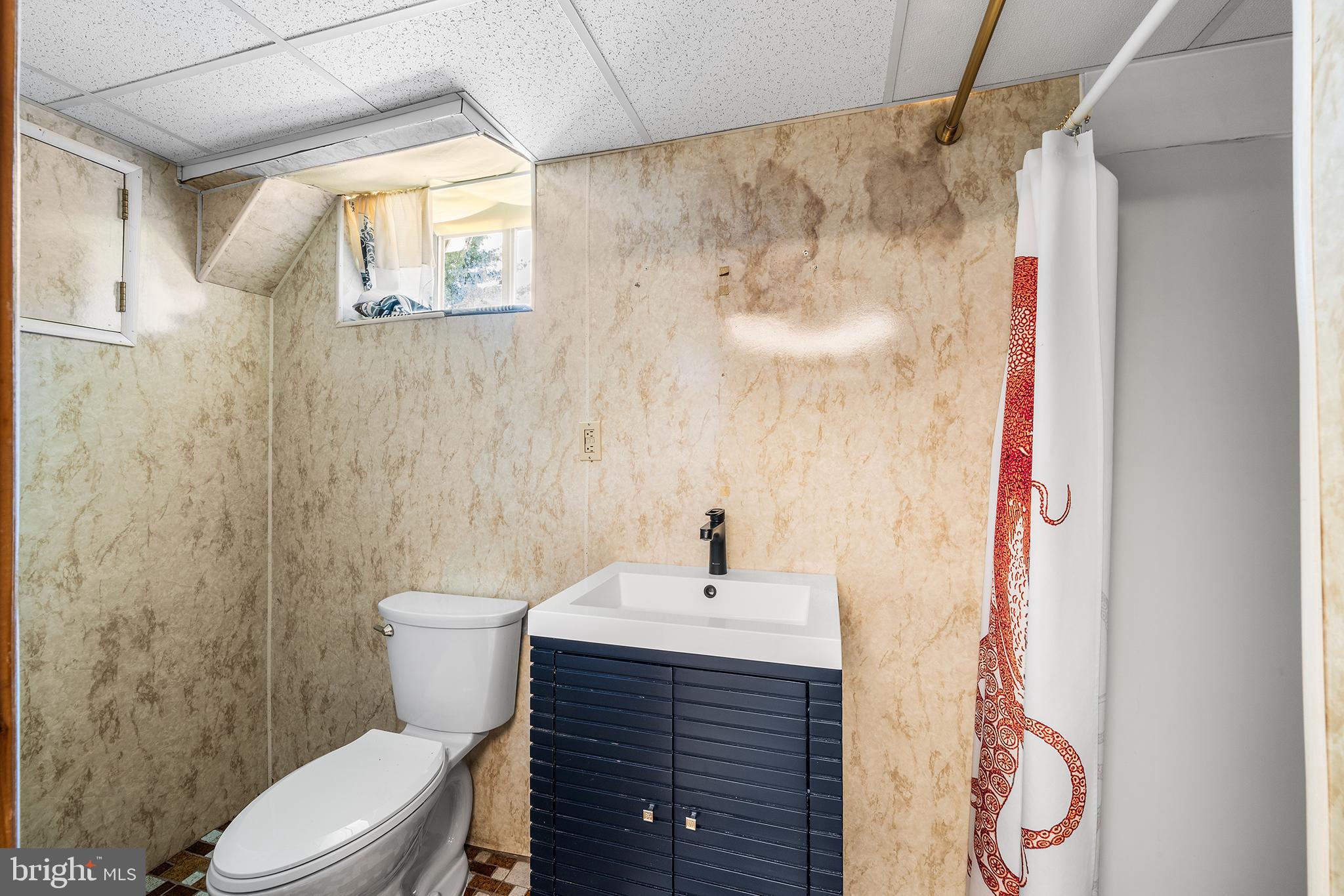 649 Andrew Road Springfield, PA 19064 - Photo 27 of 39 Lower Level Full Bath