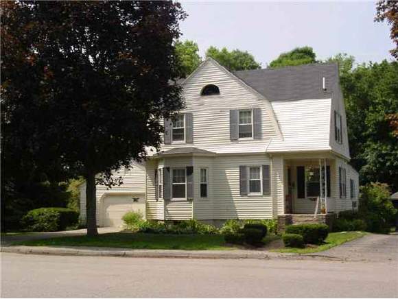 257 Middle Road Portsmouth, NH 03801 - Photo 1 of 3