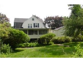 257 Middle Road Portsmouth, NH 03801 - Photo 2 of 3