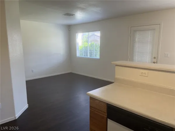 $1,500 | 2525 Sierra Bello Avenue, Unit 105, Las Vegas, NV 89106