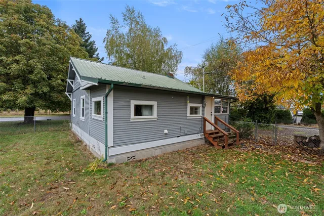 $327,500 | 212 West 6th Street, Centralia, WA 98531