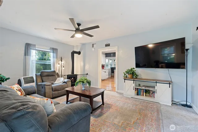 $327,500 | 212 West 6th Street, Centralia, WA 98531