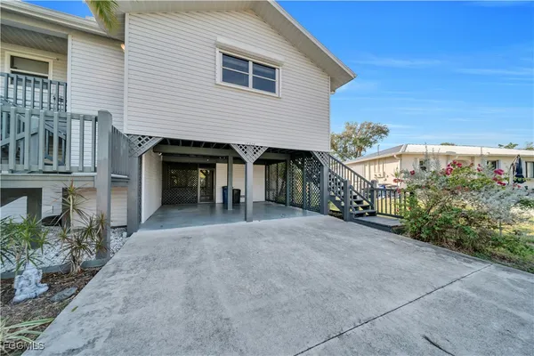 $699,000 | 17324-17326 Whitewater Court, Unit 326, Fort Myers Beach, FL 33931