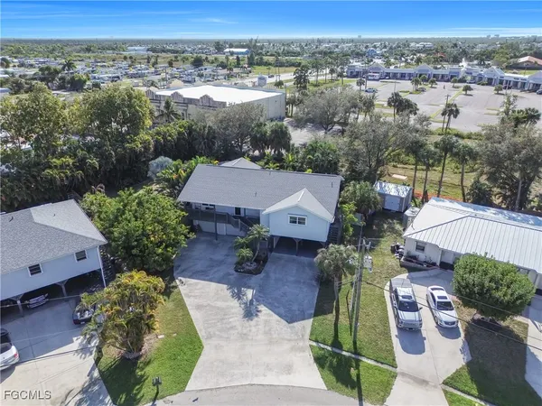 $699,000 | 17324-17326 Whitewater Court, Unit 326, Fort Myers Beach, FL 33931