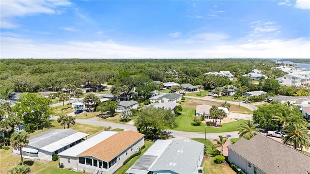 $298,000 | 291 Navajo Drive, Oak Hill, FL 32759