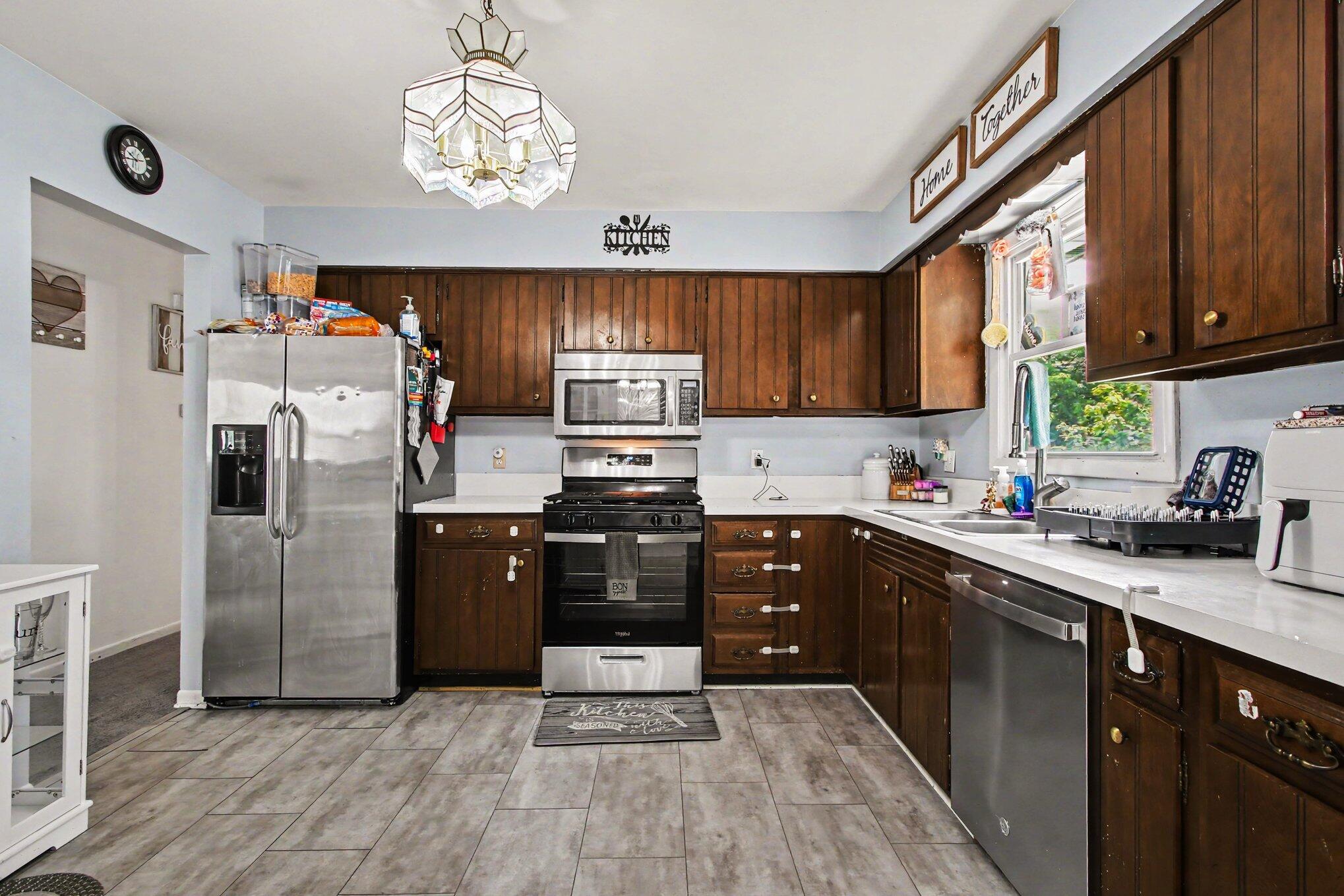 7331 West 83rd Lane Crown Point, IN 46307 - Photo 6 of 15 2038x1359