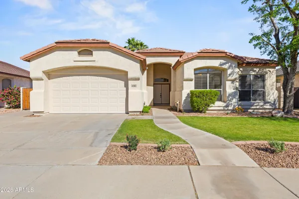 $2,550 | 6586 West Oraibi Drive, Glendale, AZ 85308