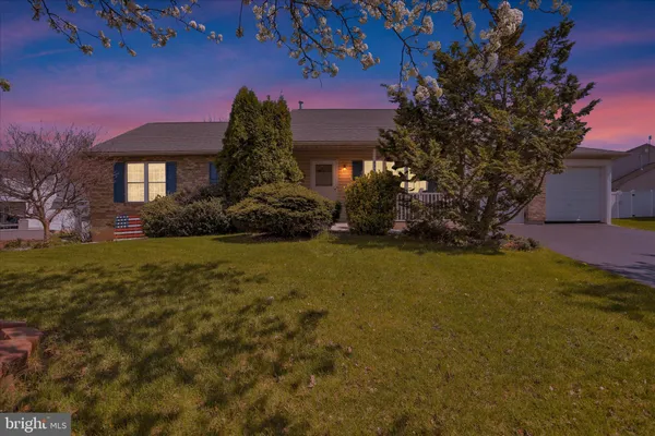 $299,900 | 4350 Prestwick Drive, Reading, PA 19606