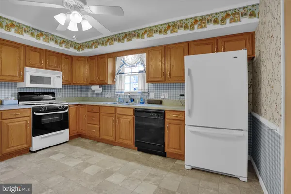 $299,900 | 4350 Prestwick Drive, Reading, PA 19606