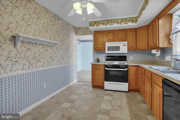 $299,900 | 4350 Prestwick Drive, Reading, PA 19606