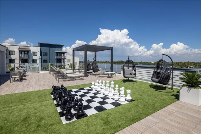 $1,970 | 5127 West Tyson Avenue, Unit S1, Tampa, FL 33616