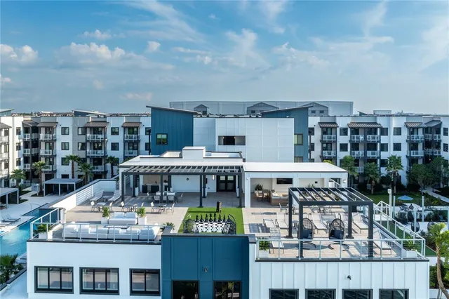 $1,970 | 5127 West Tyson Avenue, Unit S1, Tampa, FL 33616