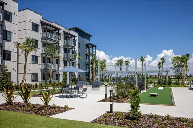 $1,970 | 5127 West Tyson Avenue, Unit S1, Tampa, FL 33616