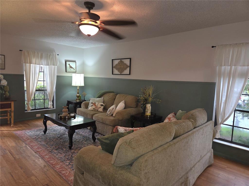 1701 Southeast 24th Road, Unit 1901 Ocala, FL 34471 - Photo 3 of 13 a living room with furniture