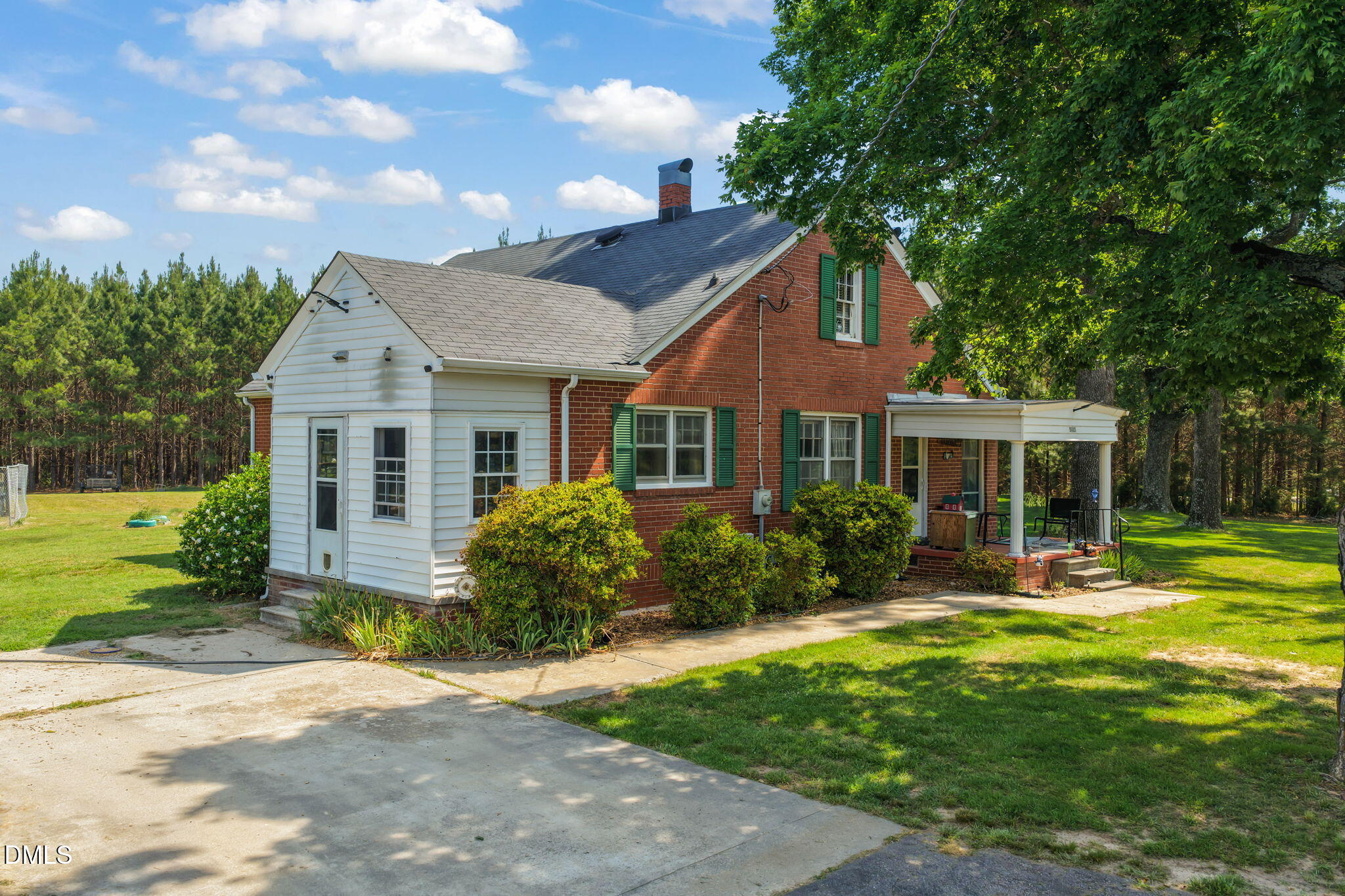 5225 Satterwhite Point Road Henderson, NC 27537 - Photo 12 of 35