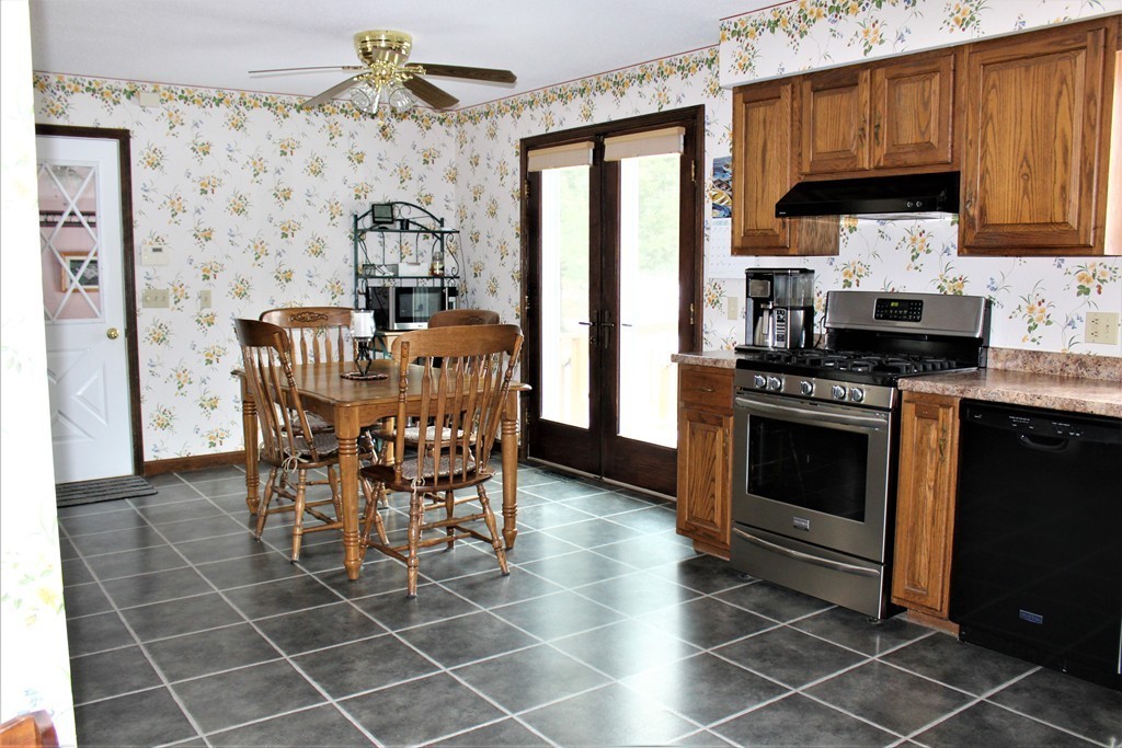 86 W Road Northfield, MA 01360 - Photo 3 of 30 Gallery Image 3