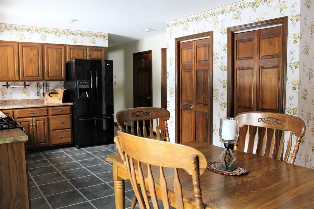 86 W Road Northfield, MA 01360 - Photo 5 of 30 Gallery Image 5