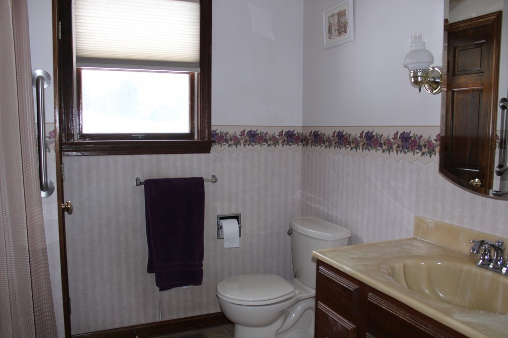 86 W Road Northfield, MA 01360 - Photo 9 of 30 Gallery Image 9