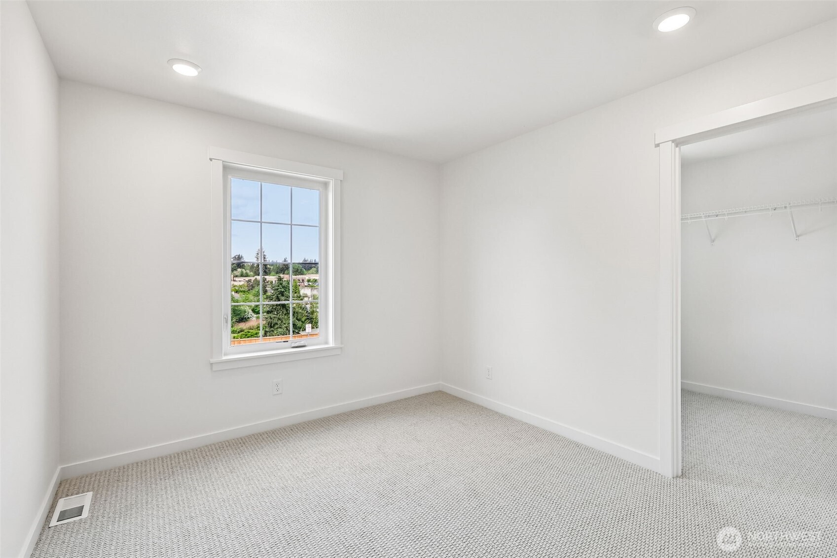 24319 13 Avenue Southeast, Unit CR21 Bothell, WA 98021 - Photo 34 of 39