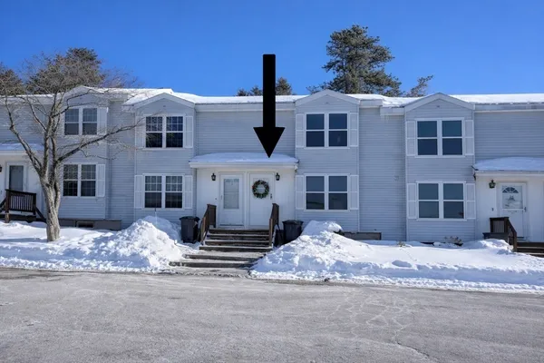 $2,695 | 107 Franklin St Extension, Unit 4, Derry, NH 03038